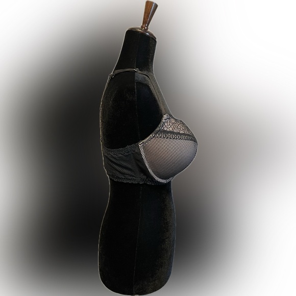 Victoria’s Secret Very Sexy Push- Up Black Fish Net Lace Bra size 36DD - Picture 2 of 12